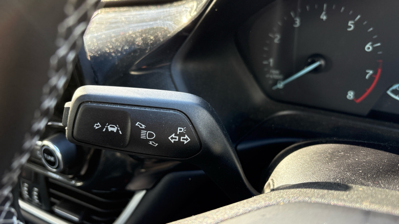 Ford Puma 1.0 EcoBoost Hybrid mHEV Titanium 5dr DCT Petrol Hatchback